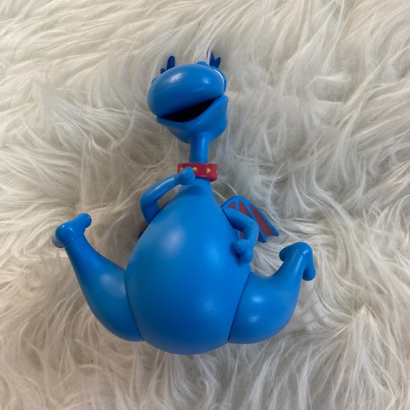 Disney Junior Doc McStuffins Stuffy The Blue Dragon Action Figure - Picture 2 of 5